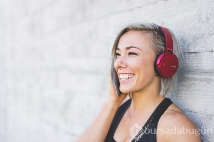 Caroline Buchanan kaza geçirdi!
