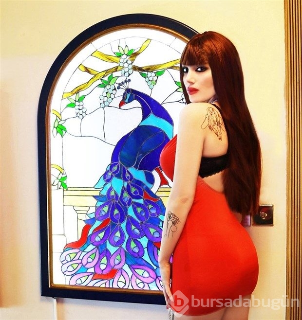 Adnan Oktar'ın kediciği Beril Koncagül