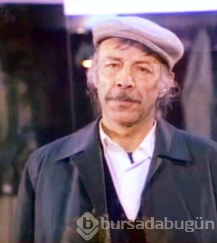 Münir Özkul kimdir?
