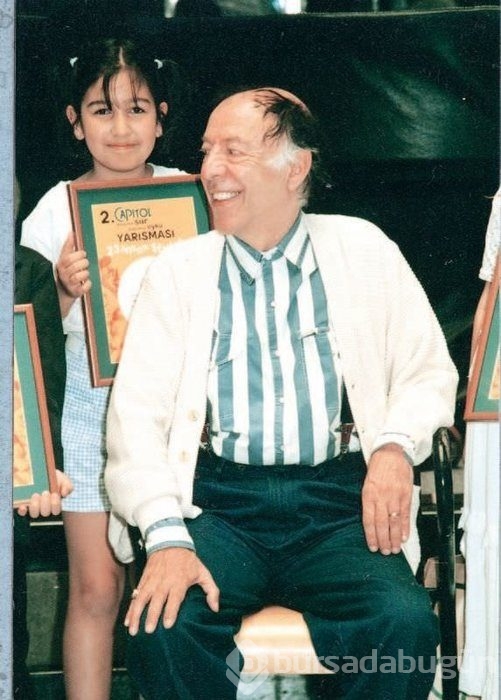 Münir Özkul kimdir?
