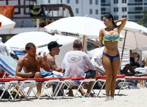 Bikini şov