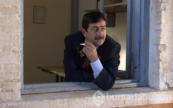 Usta oyuncu Turan Özdemir hayatını kaybetti!