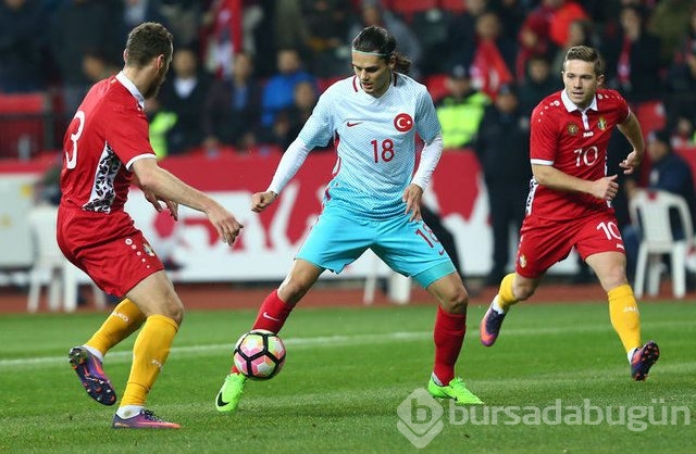 Değeri artan ve düşen Türk futbolcular
