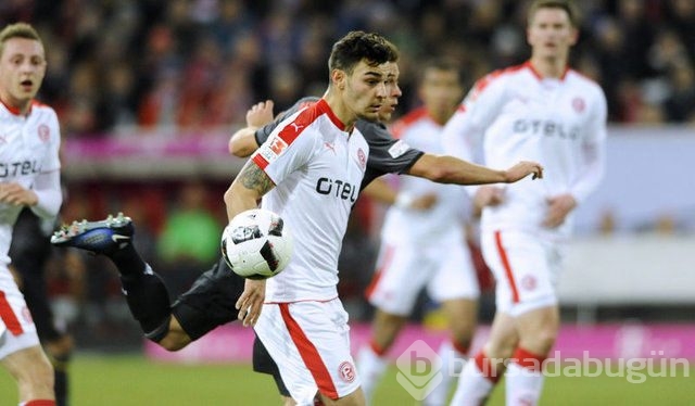 Değeri artan ve düşen Türk futbolcular

