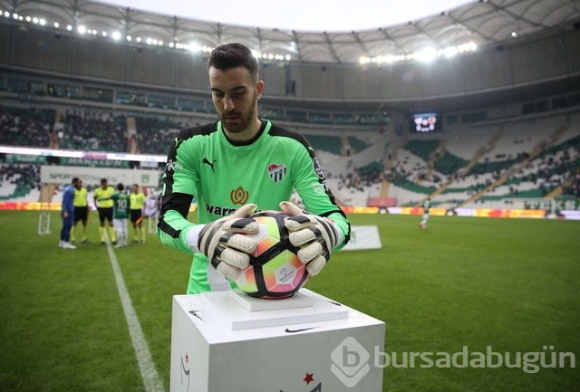 Değeri artan ve düşen Türk futbolcular
