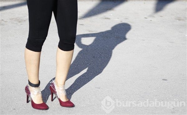 Kadınlar yüksek topuk'la koştu