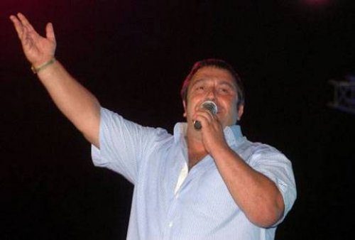 Ünlülerin tuttukları takımlar