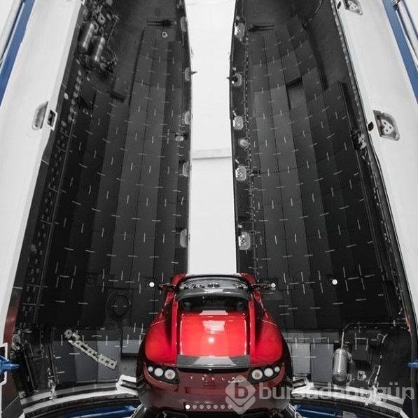 Mars'a gidecek Tesla Roadster aracın yeni fotoğrafları yayınlandı