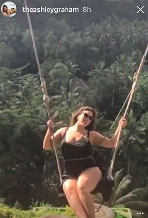 Bir de annesini görün