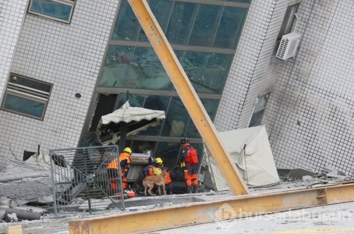 6,4 büyüklüğünde büyük deprem