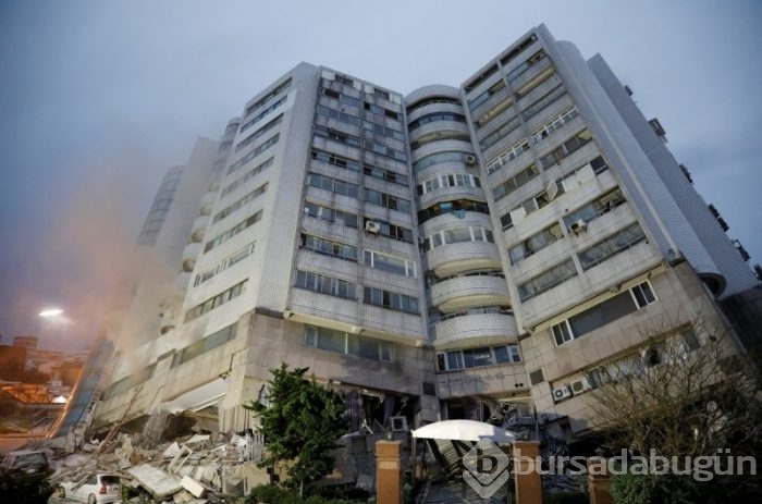6,4 büyüklüğünde büyük deprem