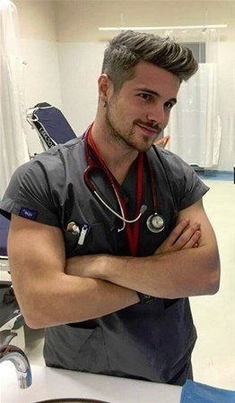 Instagram`da fenomen olan doktorlar