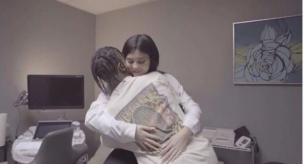 Kylie Jenner doğumdan sonra ilk kez görüntülendi