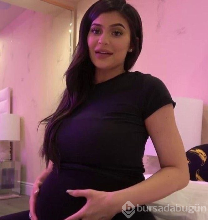 Kylie Jenner doğumdan sonra ilk kez görüntülendi