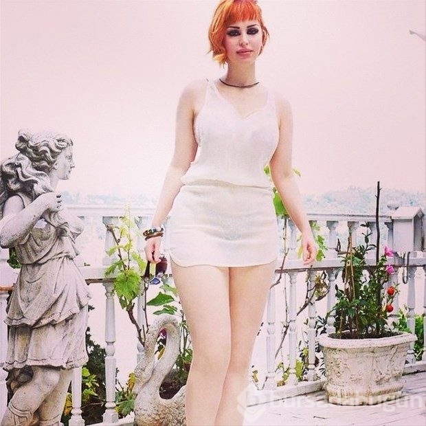 Adnan Oktar'ın kediciği Semra Özgiray