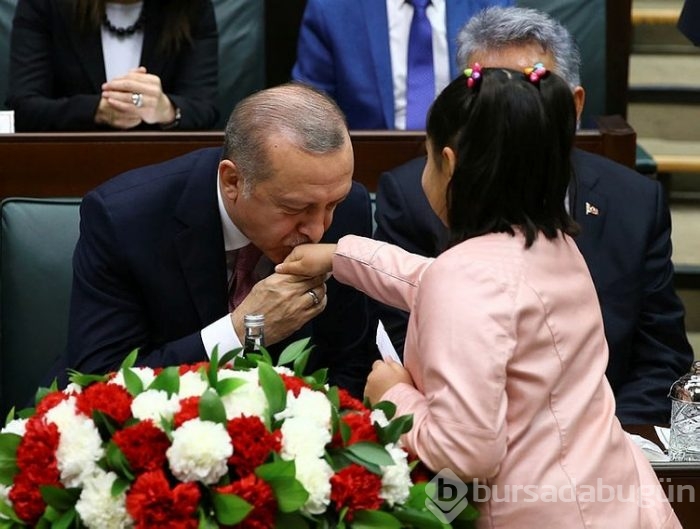 AK Parti grup toplantısında dikkat çeken anlar
