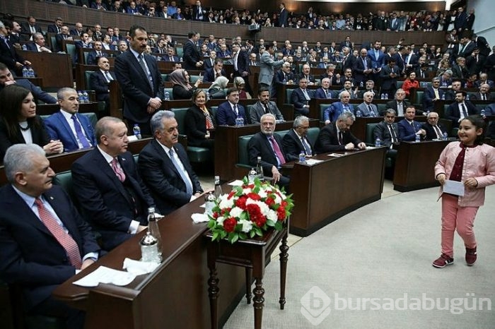 AK Parti grup toplantısında dikkat çeken anlar