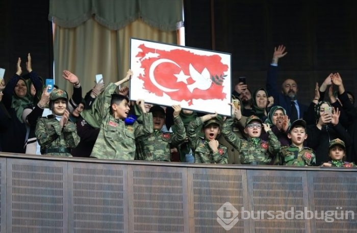 AK Parti grup toplantısında dikkat çeken anlar