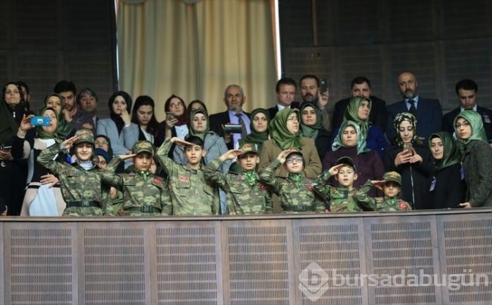 AK Parti grup toplantısında dikkat çeken anlar