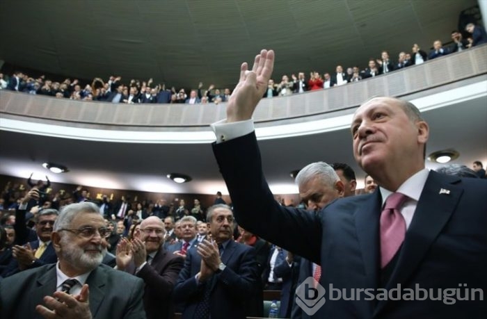 AK Parti grup toplantısında dikkat çeken anlar