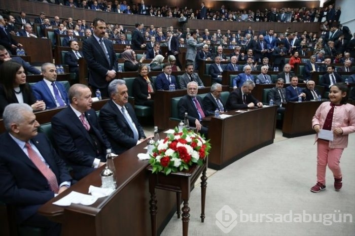 AK Parti grup toplantısında dikkat çeken anlar