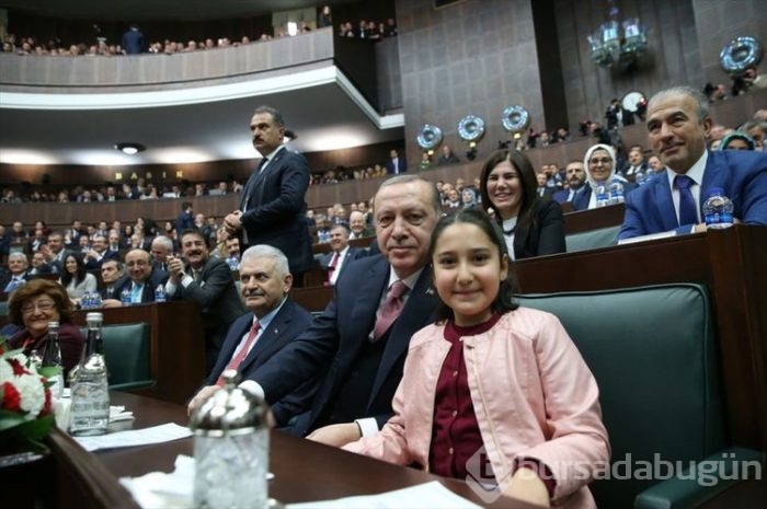 AK Parti grup toplantısında dikkat çeken anlar