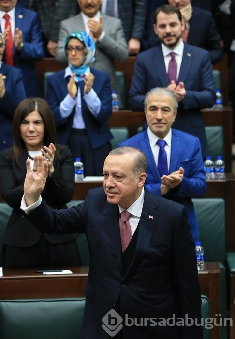 AK Parti grup toplantısında dikkat çeken anlar