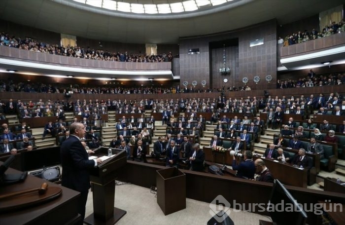 AK Parti grup toplantısında dikkat çeken anlar