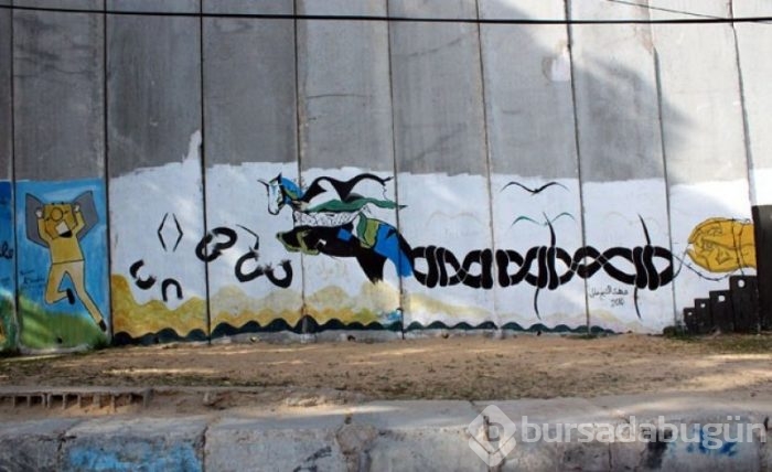 Utanç Duvarı'na grafitilerle isyan