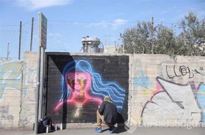 Utanç Duvarı'na grafitilerle isyan