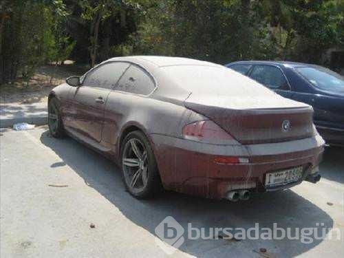Terk edilmiş lüks araçlar