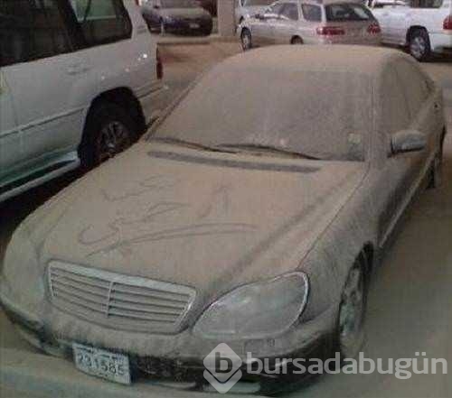 Terk edilmiş lüks araçlar