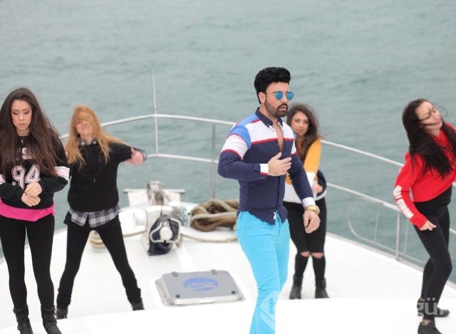 Deste deste para fotoğrafı paylaştı