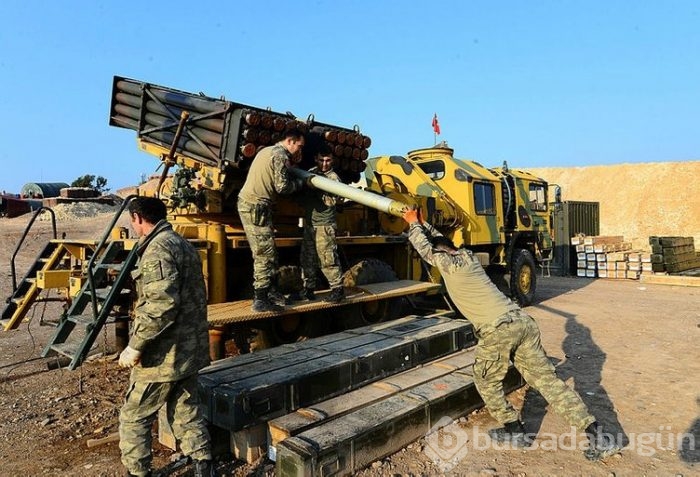 Mehmetçik teröristleri milli roketlerle vuruyor!