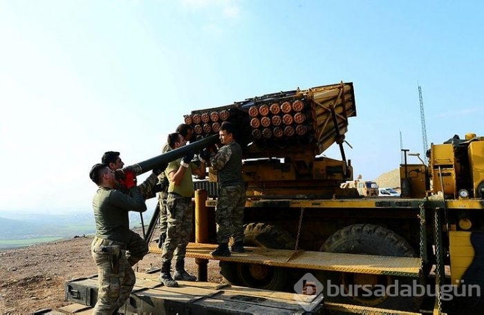 Mehmetçik teröristleri milli roketlerle vuruyor!