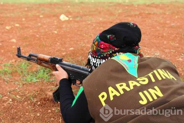 Terör örgütü PKK/YPG, Afrin'de yaşlı köylüleri silah altına aldı