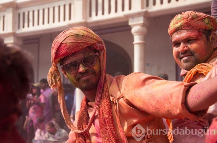 'Holi Festivali'nden renkli görüntüler