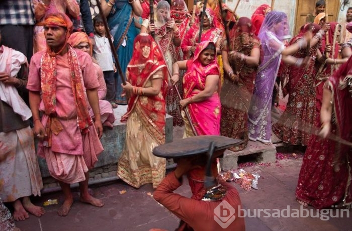'Holi Festivali'nden renkli görüntüler