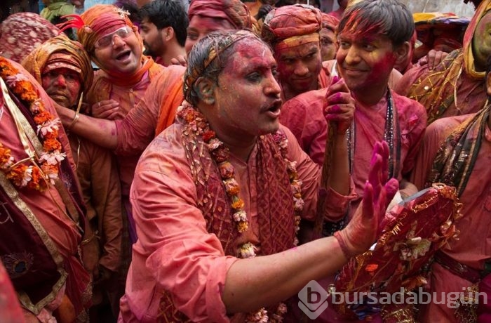 'Holi Festivali'nden renkli görüntüler