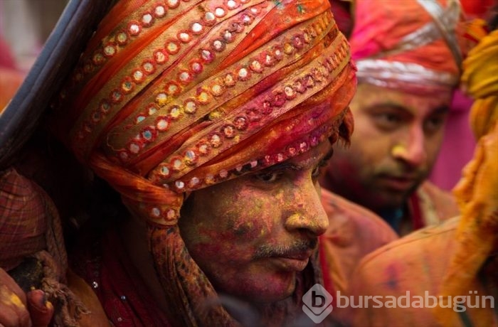 'Holi Festivali'nden renkli görüntüler