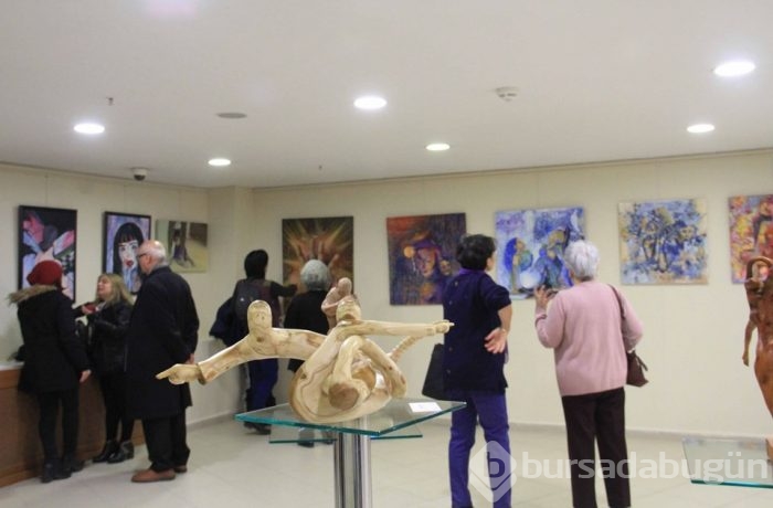 'Bedenime Dokunma' sergisi açıldı