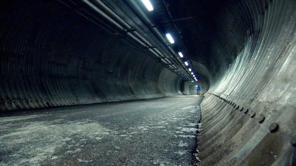 Kıyamet koparsa bu kapı açılacak
