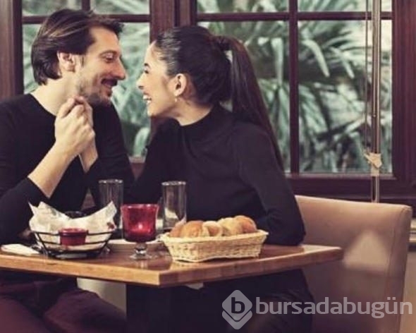 Ünlülerin sosyal medyada duygusal paylaşımları