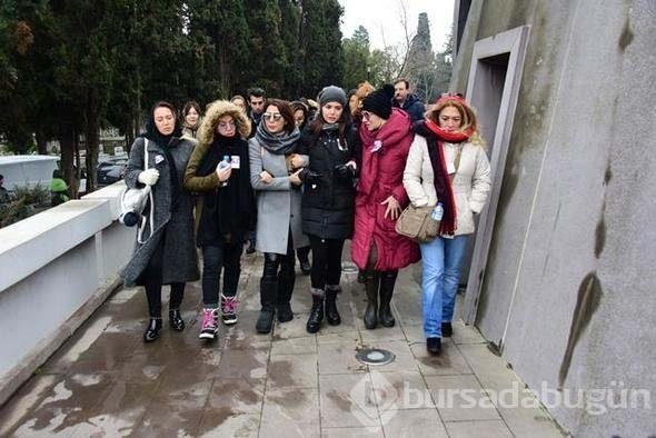 Yeliz Şar'ın babası son yolculuğuna uğurlandı
