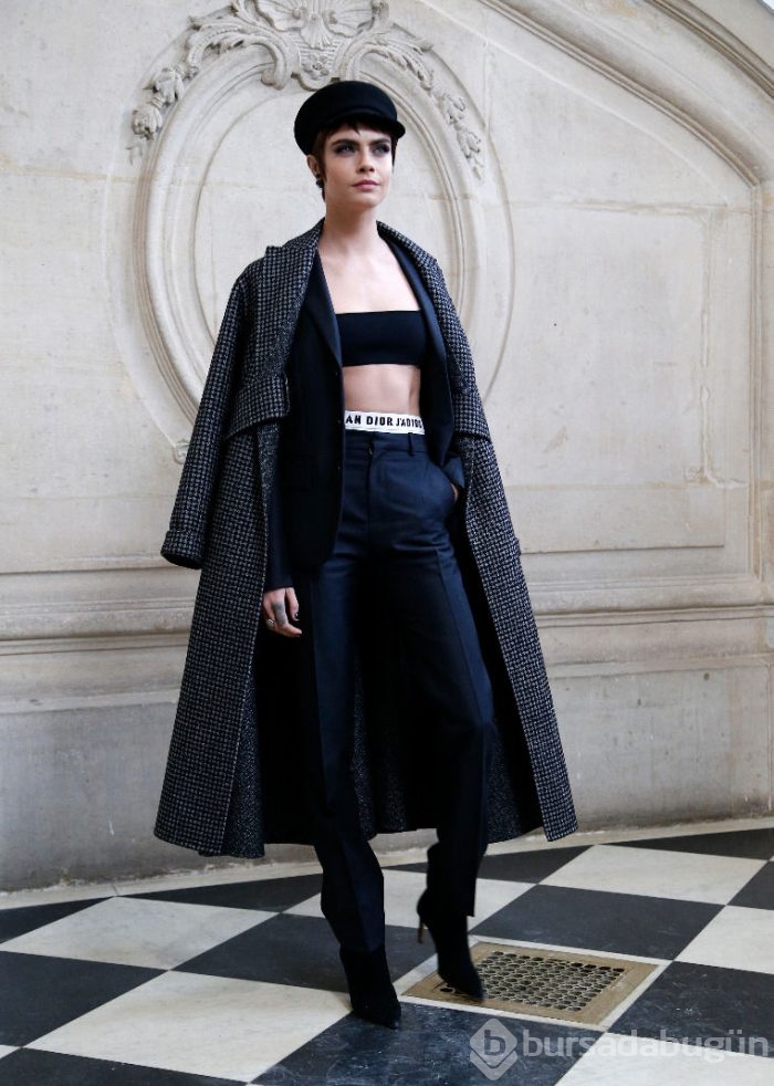 Paris moda haftası nefes kesti