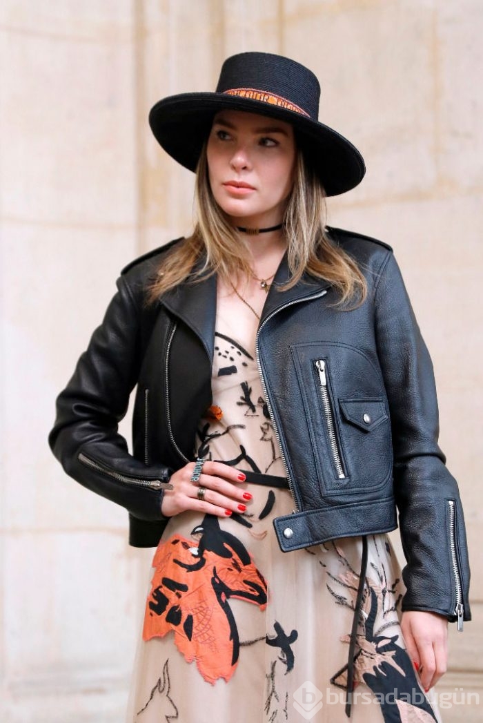 Paris moda haftası nefes kesti