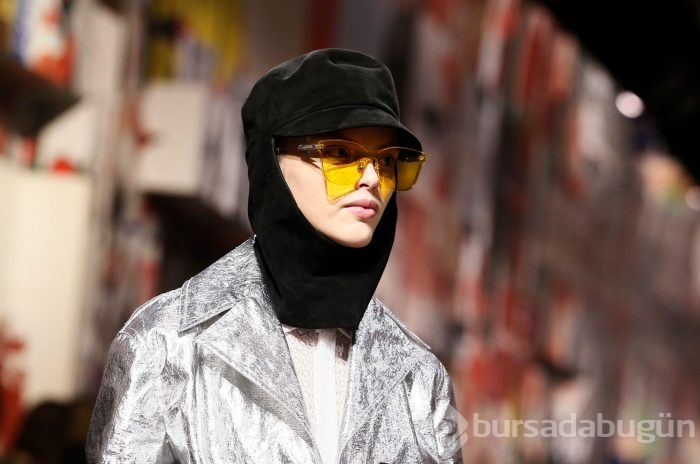 Paris moda haftası nefes kesti