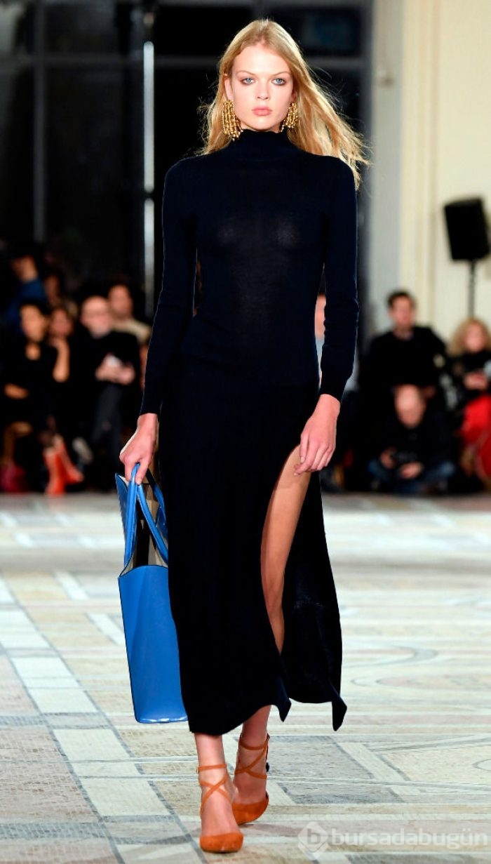 Paris moda haftası nefes kesti