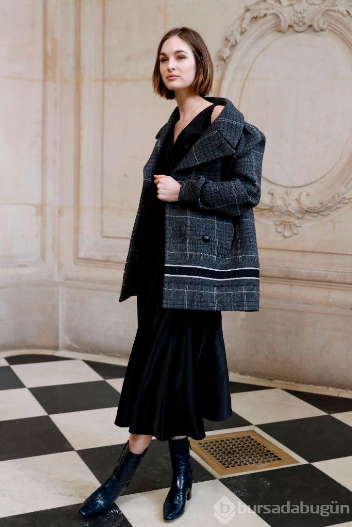 Paris moda haftası nefes kesti