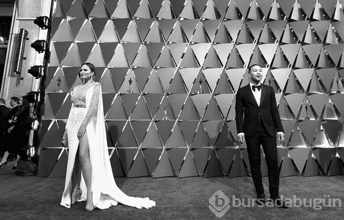 Oscar tarihinin unutulmaz kırmızı halı kıyafetleri

